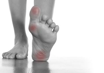 Болит сустав большого пальца на ноге: чем лечить и как, причины появления боли