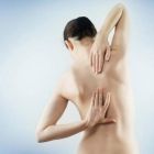 Хруст в позвоночнике: причины и лечение, почему хрустит позвоночник у человека