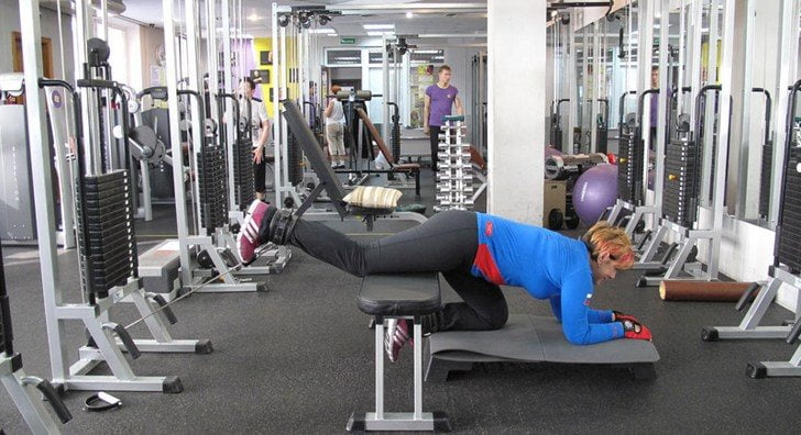 Выполнение упражнения при коксартрозе по Бубновскому Упражнение при тазобедренном артрозе